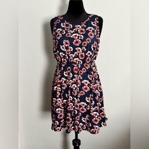 French Grey Floral Sleeveless Navy Dress - Size Large